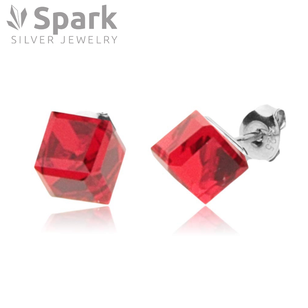 →ピアス 赤 セット使いに♪ 6mm