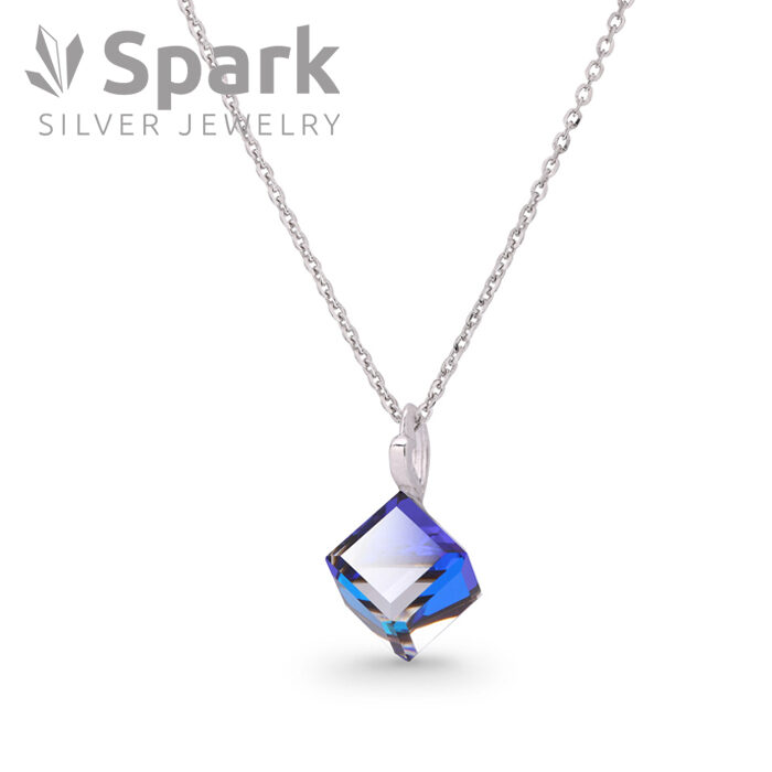 キューブ ネックレス スワロフスキー