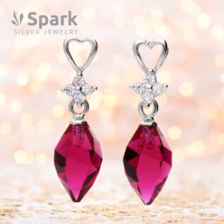 ルビー ピアス,ピアス,スワロフスキー,スワロフスキーピアス,swarovski,プレゼント